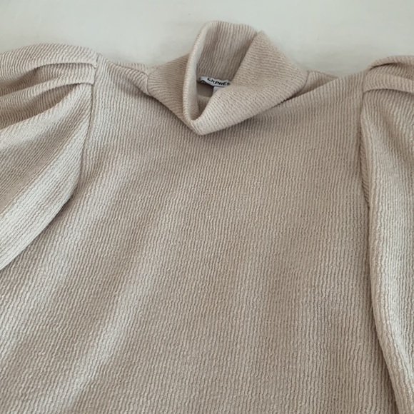 Express Puff Sleeve Ribbed Sweater - Picture 4 of 4